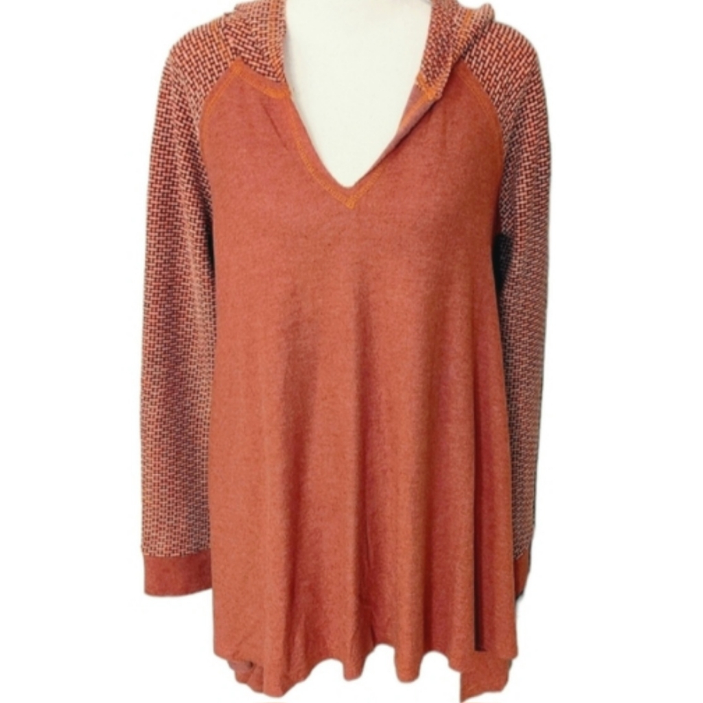 Mystree Rust Hoodie Tunic Patterned Sleeves V Neck Womens Size Medium